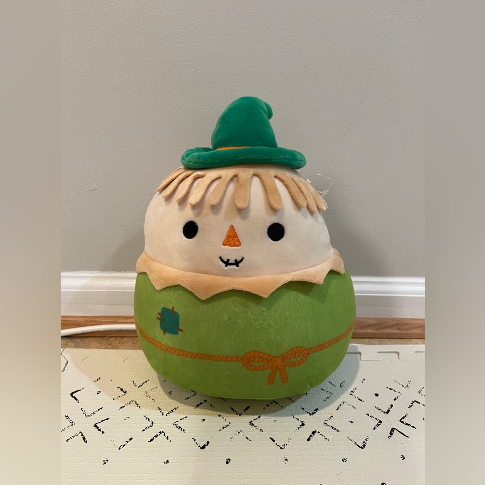 NWOT Squishmallows 8" Samuel the Scarecrow - Picture 2 of 7